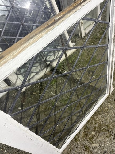 Leaded glass diamond shaped - leaded,